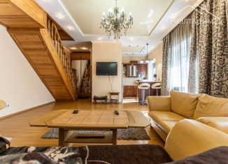 Продаю 3-ком. квартиру, 90.9 м2, Симферополь, Севастопольская улица, 72/4, Центральный район