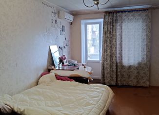 Продается трехкомнатная квартира, 60 м2, Волгоградская область, Брестская улица, 17