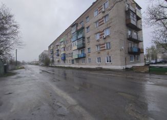 1-комнатная квартира на продажу, 31.8 м2, посёлок Пригородный, улица 40 лет Октября, 342