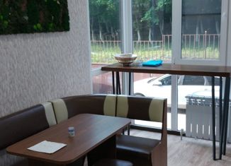 Аренда 2-ком. квартиры, 58 м2, Ессентуки, улица Кленовая Роща, 1