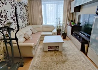 Продам 2-комнатную квартиру, 43.6 м2, Москва, Чертановская улица, 42к1, метро Пражская
