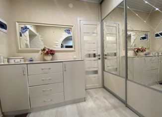 Продаю 2-комнатную квартиру, 49 м2, Брянск, Белобережская улица, 24, Фокинский район