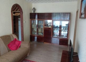 Продам 2-ком. квартиру, 42.5 м2, Кимовск, Молодежная улица, 6