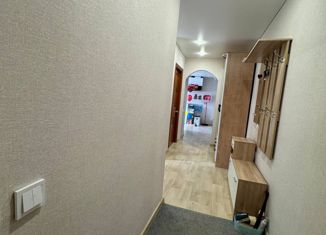 Трехкомнатная квартира на продажу, 62.4 м2, Тюменская область, Ханты-Мансийская улица, 45