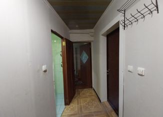 Продается двухкомнатная квартира, 40.6 м2, Малоярославец, улица Крупской, 15