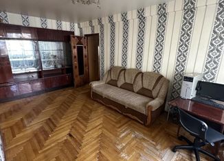 Продается трехкомнатная квартира, 49 м2, Ставропольский край, улица Аллея Строителей, 10К1