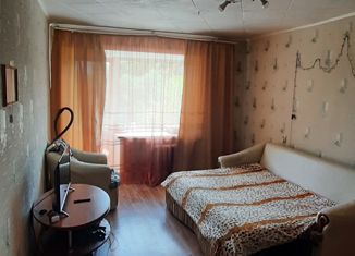 Продаю 1-комнатную квартиру, 31.8 м2, Белогорск, Набережная улица, 170