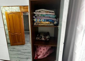 Продажа четырехкомнатной квартиры, 98 м2, Вышний Волочёк, улица Максима Горького, 14