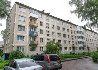 Продажа 3-ком. квартиры, 61 м2, Высоковск, улица Ленина, 31