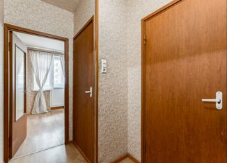 Продам двухкомнатную квартиру, 59 м2, Москва, улица Бутлерова, 4, метро Калужская