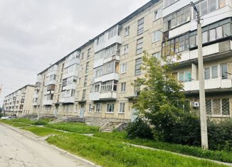 Продам 2-ком. квартиру, 47.8 м2, Верхняя Пышма, улица Мичурина, 2Б