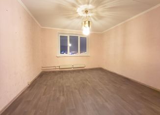 Двухкомнатная квартира на продажу, 50.5 м2, Москва, улица Исаковского, 2к1, метро Мякинино