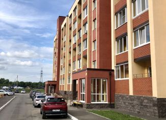 Продаю 1-комнатную квартиру, 37.4 м2, село Зубово, улица Бориса Перина, 1