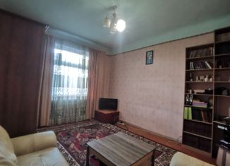 Продажа 2-комнатной квартиры, 58 м2, Кемерово, улица Ушакова, 5