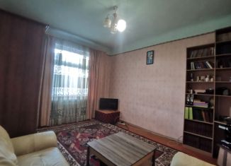 Продажа 2-комнатной квартиры, 58 м2, Кемерово, улица Ушакова, 5, Кировский район