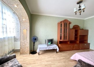 Продается однокомнатная квартира, 38.8 м2, Зеленоградск, улица Тургенева, 10А