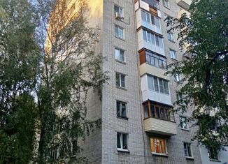 Продам 3-ком. квартиру, 54 м2, Нижний Новгород, улица Вячеслава Шишкова, 3