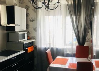 Аренда 2-комнатной квартиры, 56 м2, Ульяновск, проспект Ленинского Комсомола, 53