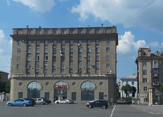 Сдача в аренду 3-комнатной квартиры, 65 м2, Магнитогорск, проспект Металлургов, 20