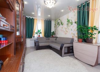 Продам 2-комнатную квартиру, 52 м2, Свердловская область, Надеждинская улица, 14