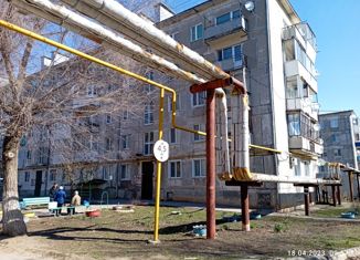 Продажа трехкомнатной квартиры, 59 м2, поселок городского типа Суходол, улица Куйбышева, 8