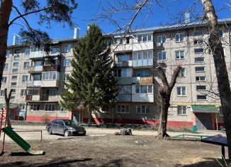 Продажа 2-комнатной квартиры, 42.8 м2, Барнаул, улица Островского, 64