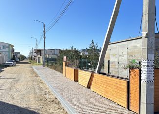 Продажа участка, 6 сот., Уютненское сельское поселение, улица Адмирала Фёдора Ушакова