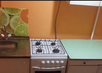 Продаю однокомнатную квартиру, 30.3 м2, Вышний Волочёк, улица Куйбышева, 14