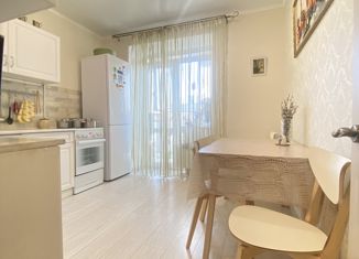 Продаю двухкомнатную квартиру, 44.4 м2, деревня Царёво, улица Петра Гаврилова, 34