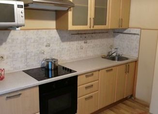 Сдается 2-ком. квартира, 54 м2, Москва, улица Миклухо-Маклая, 20, улица Миклухо-Маклая