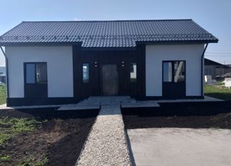 Продается дом, 104 м2, коттеджный поселок Кадниково, улица Левитана, 1