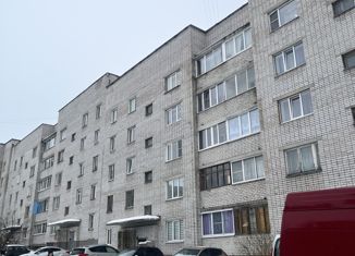 Продажа 2-комнатной квартиры, 49 м2, Петрозаводск, улица Чапаева, 16, район Перевалка