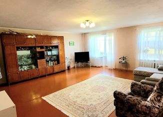 Продам трехкомнатную квартиру, 95 м2, посёлок Прикамский, Лесная улица, 13