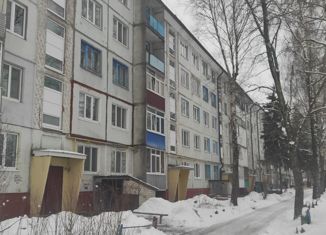 Продажа 2-ком. квартиры, 51 м2, Карачев, улица Карла Маркса, 18
