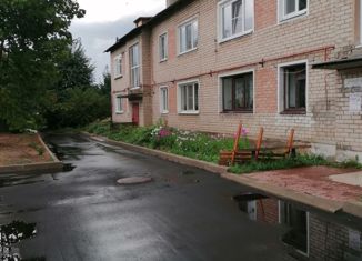 Продам 3-ком. квартиру, 52.3 м2, село Великое, улица Розы Люксембург, 12Б