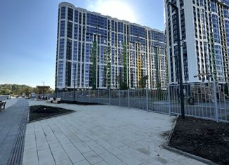 Двухкомнатная квартира на продажу, 64.8 м2, Краснодар, ЖК Фреш, улица имени Валерия Гассия, 4/7лит2