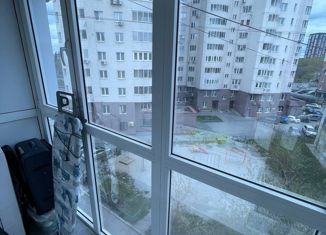 Двухкомнатная квартира на продажу, 44.9 м2, Свердловская область, улица Саввы Белых, 11