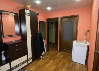 Трехкомнатная квартира на продажу, 61.5 м2, Курганская область, Станционная улица, 52