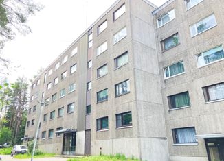 Продается двухкомнатная квартира, 43.4 м2, Костомукша, улица Мира, 10