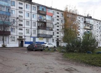 Продажа 4-ком. квартиры, 58 м2, Бирюсинск, Октябрьская улица, 21