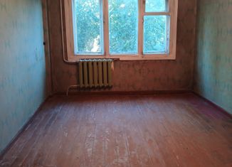 Трехкомнатная квартира на продажу, 64 м2, Рубцовск, бульвар Победы, 18