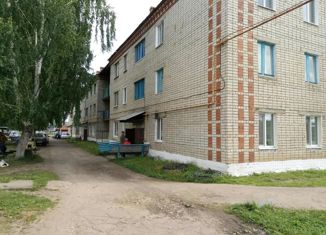 Продам двухкомнатную квартиру, 45.8 м2, посёлок городского типа Натальинск, улица Кирова, 20