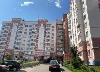 Продаю 1-ком. квартиру, 37 м2, Кострома, Заволжский район, улица Машиностроителей, 35