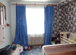 Продаю трехкомнатную квартиру, 70 м2, Серпухов, улица Химиков, 41