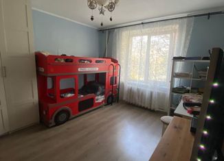 Продается 2-ком. квартира, 38 м2, Москва, улица Медиков, 20, улица Медиков