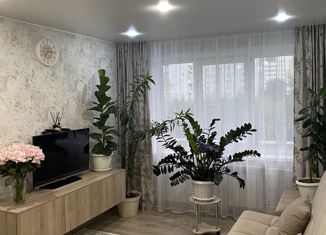 Продам трехкомнатную квартиру, 61 м2, Новокузнецк, улица Белана, 37