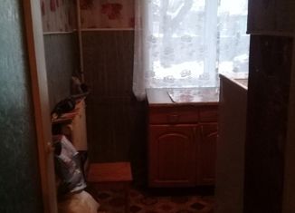 Продам двухкомнатную квартиру, 42 м2, Боровичи, улица Анатолия Кокорина, 5