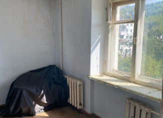 Четырехкомнатная квартира на продажу, 59.7 м2, Дальнегорск, улица 8 Марта, 14