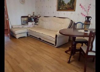 Продается 3-комнатная квартира, 65 м2, Волжск, улица Шестакова, 103