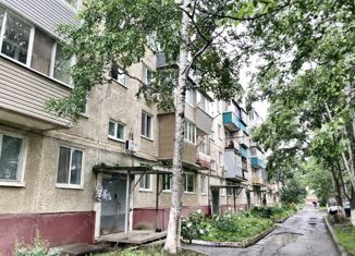 Продается 4-ком. квартира, 60.8 м2, Артём, Черноморская улица, 10